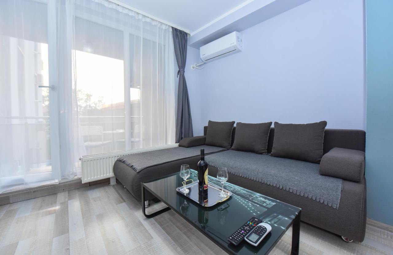 Residenza Di Carbasinni Bucharest Exterior photo